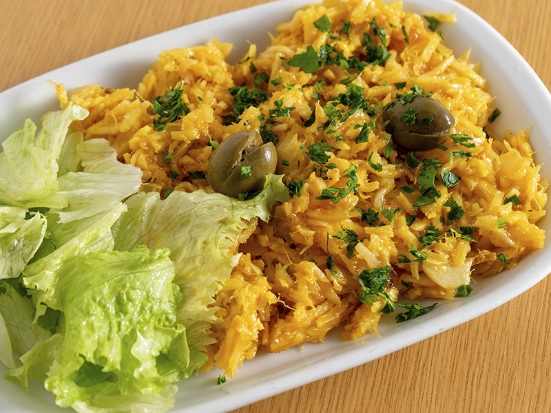 Receita de Bacalhau à Brás com ovo inteiro dovo