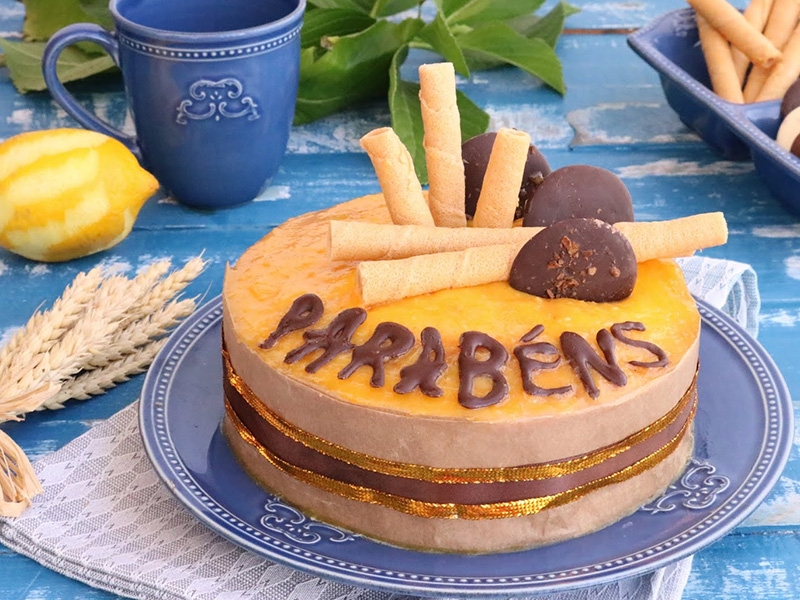 Receita de bolo de limão e doce de ovos com ovo inteiro dovo
